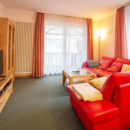 Strandvillen Binz - Ferienwohnung Mit 1 Schlafzimmer Und Balkon Ah-625 Bagian luar foto